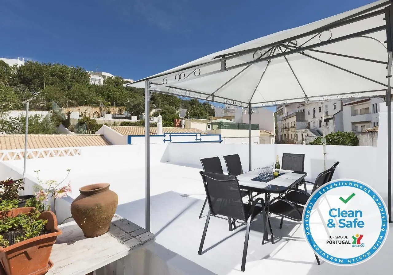 Downtown Albufeira Beach Apartment