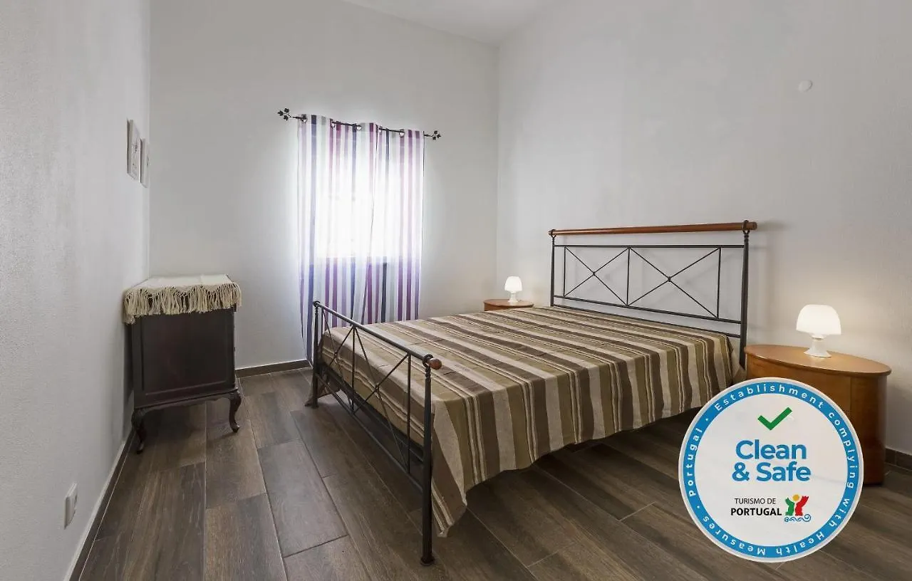 Downtown Albufeira Beach Apartment