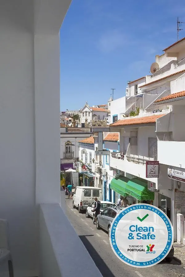 Downtown Albufeira Beach Apartment 0*,  Portugal