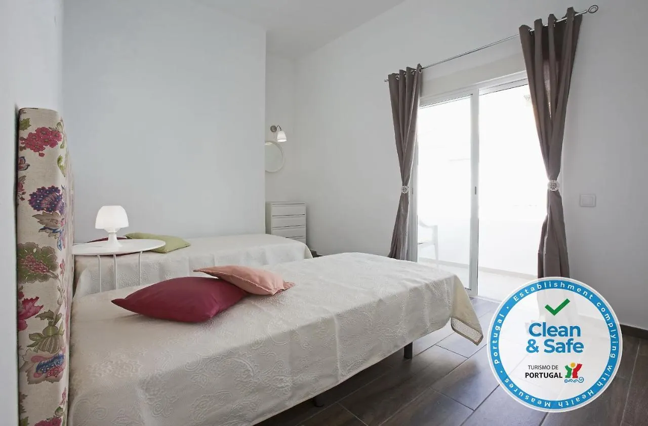 Downtown Albufeira Beach Apartment