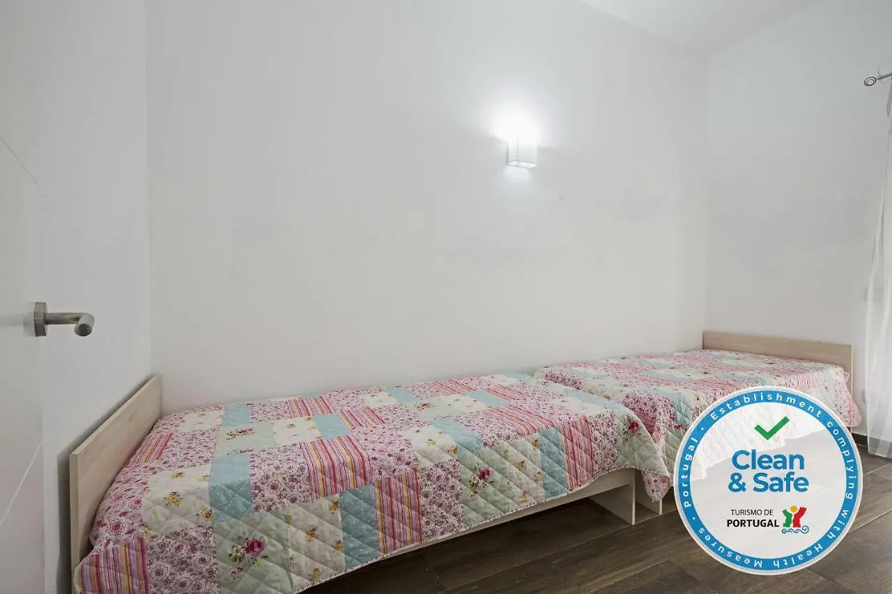 Downtown Albufeira Beach Apartment
